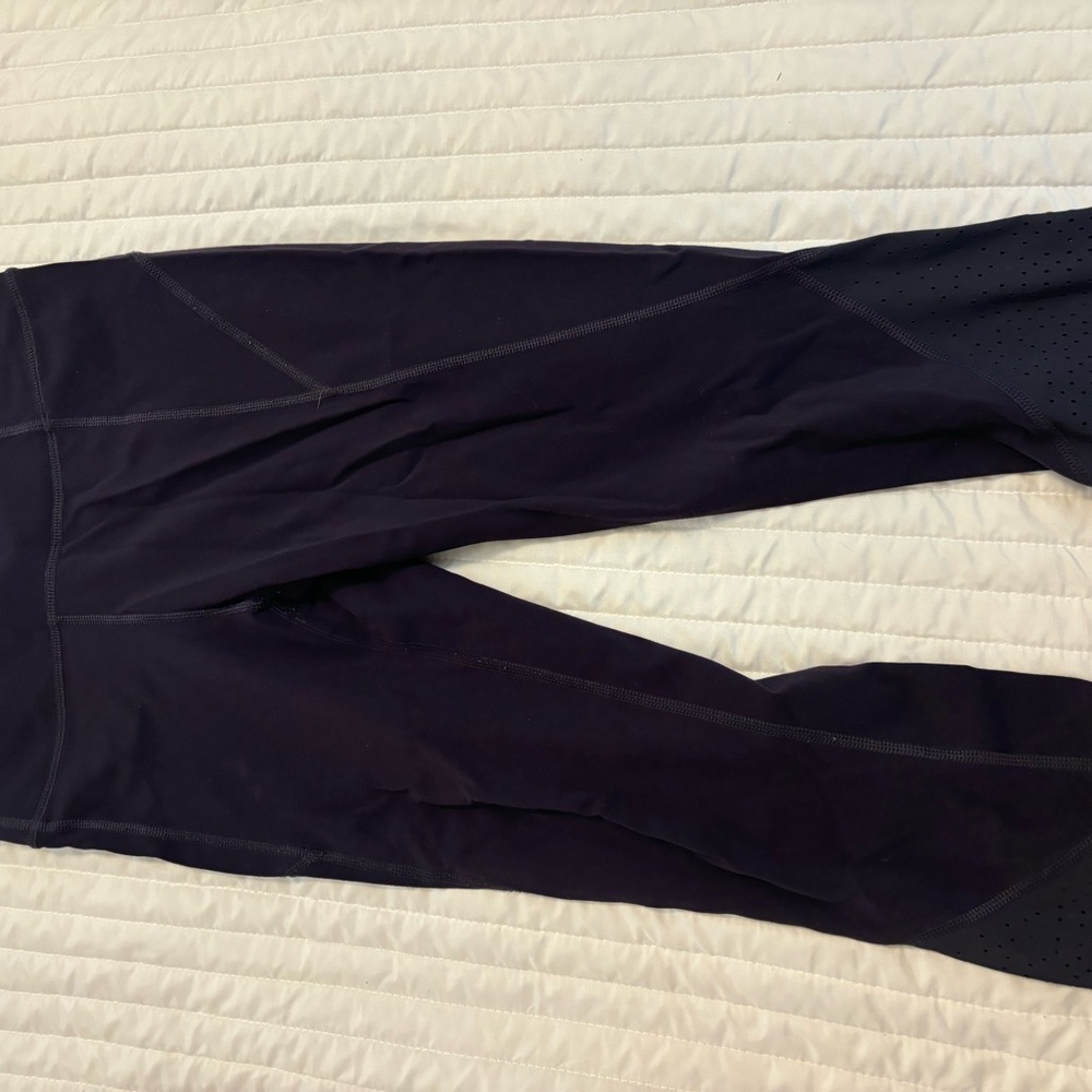 Lululemon Plum Purple Cropped Leggings Size 6